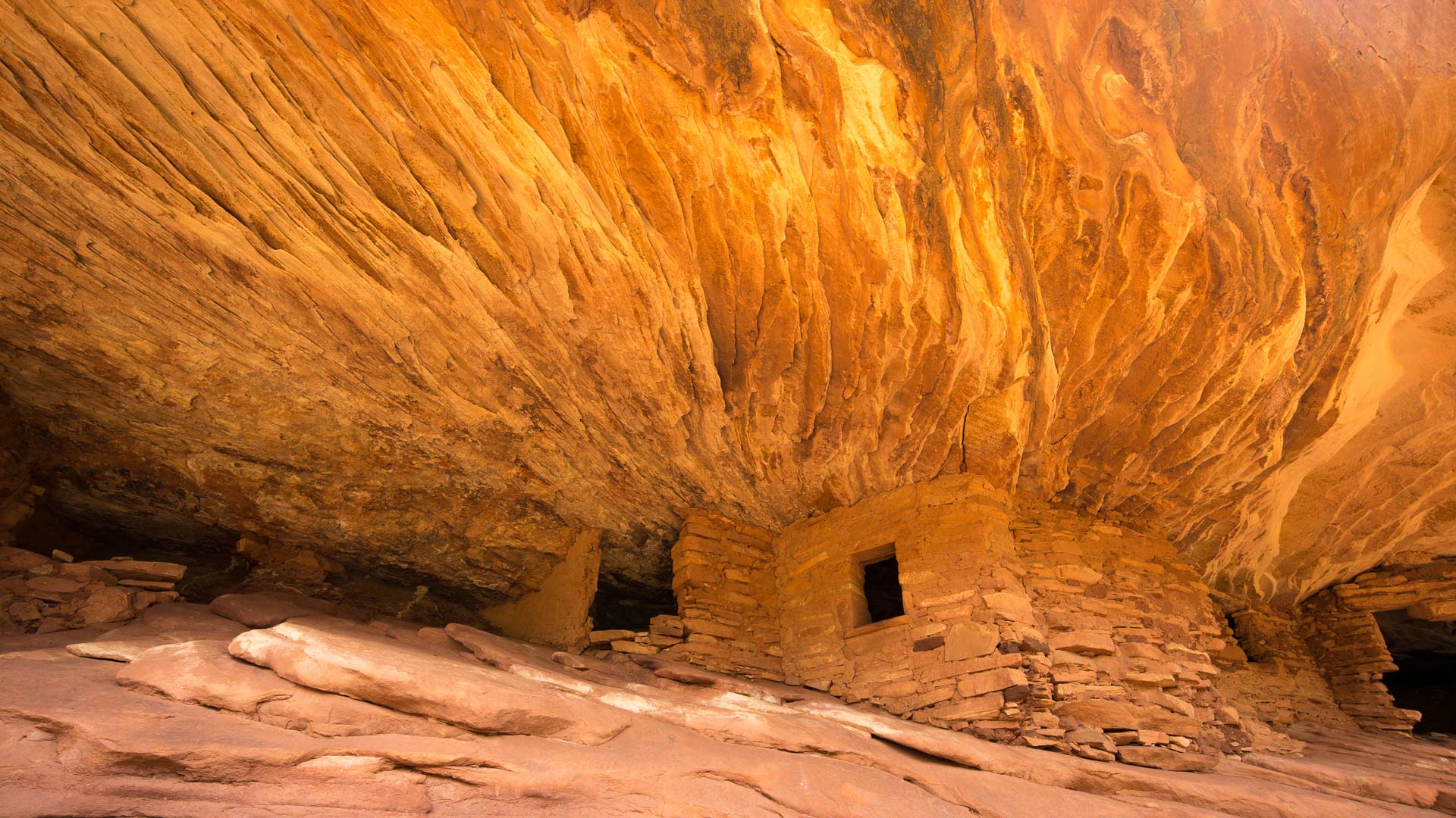House on Fire Ruin in Mule Canyon, Cedar Mesa, Utah (© Pete Lomchid/Getty Images) Bing Everyday Wallpaper 2025-10-14, 3ZGDTp [Bing Everyday Wall Paper 2025-10-14] url = http://www.bing.com/th?id=OHR.MuleCanyon_EN-US0527899523_1920x1080.jpg