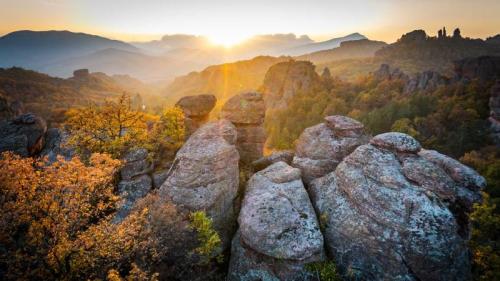 贝洛格拉齐克石林，保加利亚 (© EvaL Miko/Shutterstock) Bing Everyday Wallpaper 2025-10-22
/tmp/UploadBetayHbd4a [Bing Everyday Wall Paper 2025-10-22] url = http://www.bing.com/th?id=OHR.BulgariaRocks_ZH-CN0234903972_1920x1080.jpg

File Size (KB): 306.97 KB
Last Modified: October 22 2025 00:00:02
