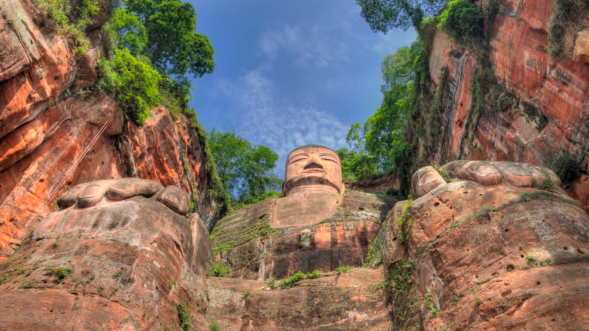 乐山大佛, 四川, 中国 (© www.anotherdayattheoffice.org/Getty Images) Bing Everyday Wallpaper 2025-11-22, vTMd8g [Bing Everyday Wall Paper 2025-11-22] url = http://www.bing.com/th?id=OHR.LeshanBuddha_ZH-CN2804271540_1920x1080.jpg