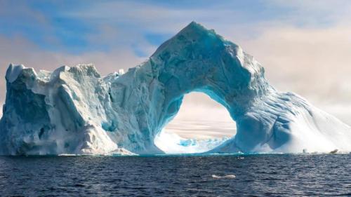 冰山上天然形成的拱门, 南极洲 (© Gabrielle/Adobe Stock) Bing Everyday Wallpaper 2025-12-01
/tmp/UploadBetaN6N1y7 [Bing Everyday Wall Paper 2025-12-01] url = http://www.bing.com/th?id=OHR.AntarcticArch_ZH-CN1622701432_1920x1080.jpg

File Size (KB): 303.41 KB
Last Modified: December 01 2025 00:00:02

