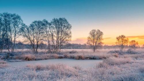 Schneebedecktes Feld bei Sonnenuntergang, Ostfriesland, Niedersachsen (© photo art/500px/Getty Images) Bing Everyday Wallpaper 2025-12-18
/tmp/UploadBetaGcg9MM [Bing Everyday Wall Paper 2025-12-18] url = http://www.bing.com/th?id=OHR.OstfrieslandWinter_DE-DE7440932341_1920x1080.jpg

File Size (KB): 315.67 KB
Last Modified: December 18 2025 00:00:04
