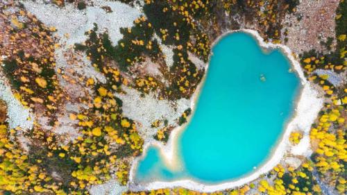 Lagazzuolo Lake, Valmalenco, Lombardy, Italy (© Francesco Bergamaschi/Getty Images) Bing Everyday Wallpaper 2025-12-24
/tmp/UploadBetadjKWom [Bing Everyday Wall Paper 2025-12-24] url = http://www.bing.com/th?id=OHR.LagoLagazuolo_ROW5340646179_1920x1080.jpg

File Size (KB): 315.75 KB
Last Modified: December 24 2025 00:00:03
