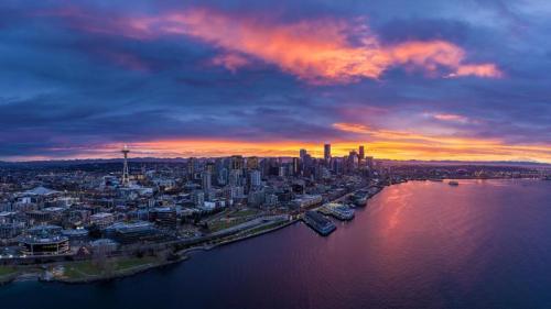 Seattle, Washington, USA (© Jim Patterson/Tandem Stills + Motion) Bing Everyday Wallpaper 2026-04-08
/tmp/UploadBetaMMxvm2 [Bing Everyday Wall Paper 2026-04-08] url = http://www.bing.com/th?id=OHR.SeattleSunrise_DE-DE4194725859_1920x1080.jpg

File Size (KB): 297.82 KB
Last Modified: April 08 2026 00:00:04
