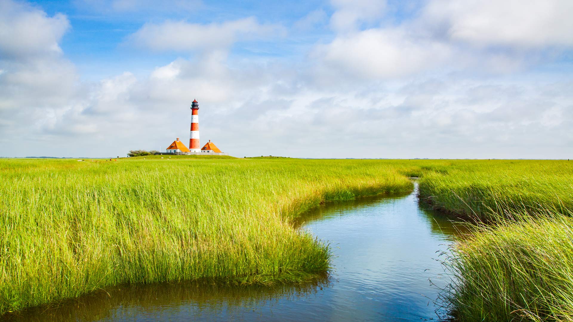 Leuchtturm Westerheversand, Nordsee, Schleswig-Holstein (© bluejayphoto/Getty Images) Bing Everyday Wallpaper 2026-06-27, PT2Y7a [Bing Everyday Wall Paper 2026-06-27] url = http://www.bing.com/th?id=OHR.Westerheversand_DE-DE9270031466_1920x1080.jpg
