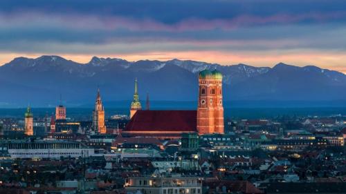 München mit der Frauenkirche vor den Alpen, Bayern (© MarcelStrelow/Getty Images) Bing Everyday Wallpaper 2026-07-13
/tmp/UploadBeta10WsuX [Bing Everyday Wall Paper 2026-07-13] url = http://www.bing.com/th?id=OHR.MunichTwilight_DE-DE5540064188_1920x1080.jpg

File Size (KB): 313.82 KB
Last Modified: July 13 2026 00:00:03
