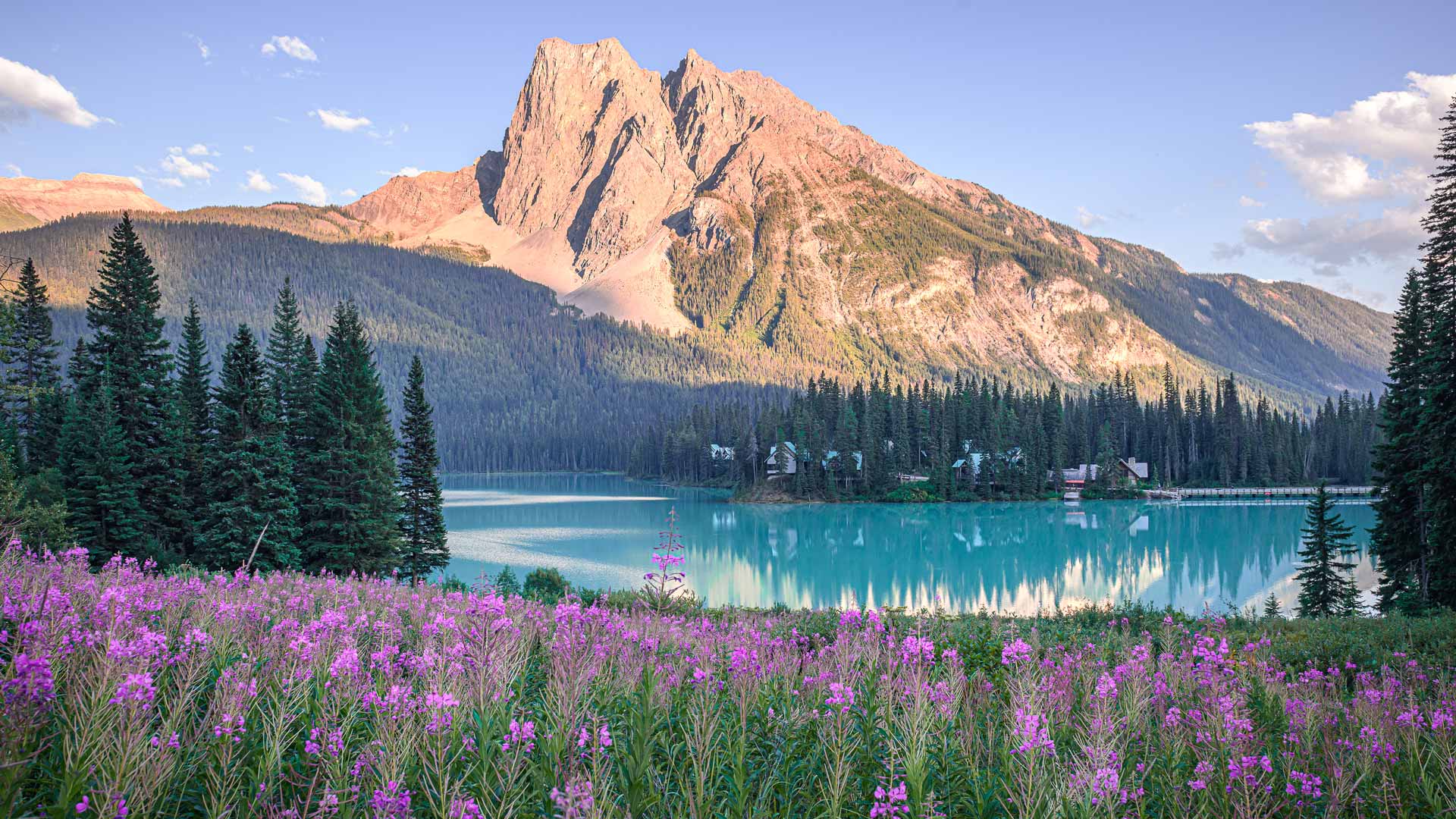 Emerald Lake, Yoho National Park, British Columbia, Canada (© Olga Matveeva/Getty Images) Bing Everyday Wallpaper 2026-07-28, 4iMBFV [Bing Everyday Wall Paper 2026-07-28] url = http://www.bing.com/th?id=OHR.SummerBC_ROW3830675043_1920x1080.jpg